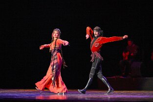 Ballett_ 161 Georgisches National Ballett Tour 