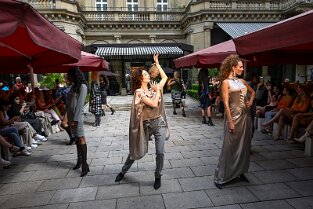 AG_ 259 Anja Gockel zeigt ihre Winterkollektion 2022/2023 