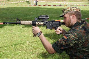 MKP Weitergabe nur für private Zwecke. Alle weitere Nutzung oder Veröffentlichung erfordert die schriftliche Genehmigung: Dirk Zengel DZ@one2serve.de Tel...