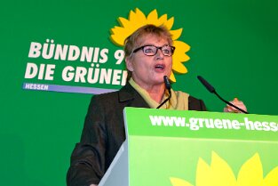 Daniela Wagner Daniela Wagner Landesmitgliederversammlung Bündnis 90 / Die Grünen Hessen Ehefrau von Grünen Ober-Bürgermeister von Darmstadt Jochen Partsch