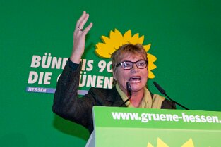 Daniela Wagner Daniela Wagner Landesmitgliederversammlung Bündnis 90 / Die Grünen Hessen Ehefrau von Grünen Ober-Bürgermeister von Darmstadt Jochen Partsch