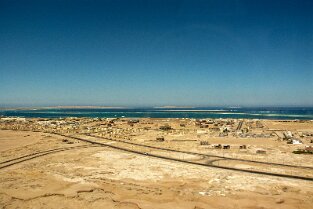 Bucht Rotes Meer mit Hotelanlagen Bucht Rotes Meer mit Hotelanlagen